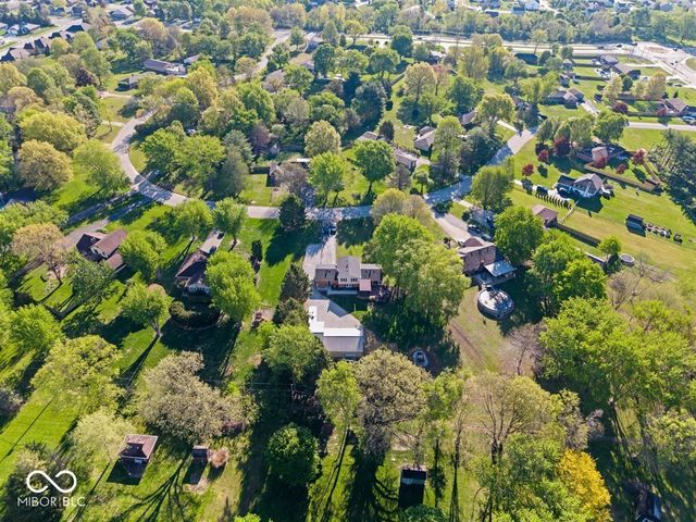 1352 Westwind Drive, Avon, IN 46123