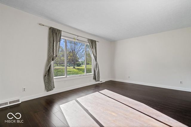 1352 Westwind Drive, Avon, IN 46123