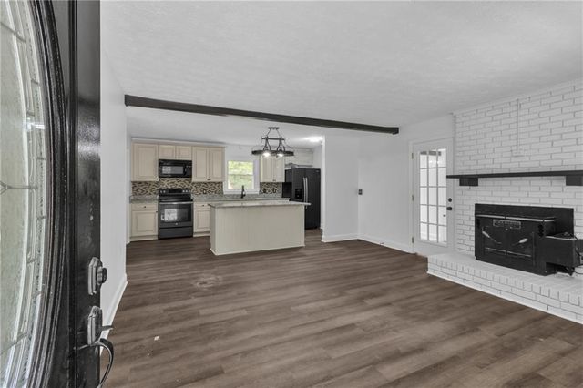 199 Mckaskey Creek SE Road, Cartersville, GA 30121