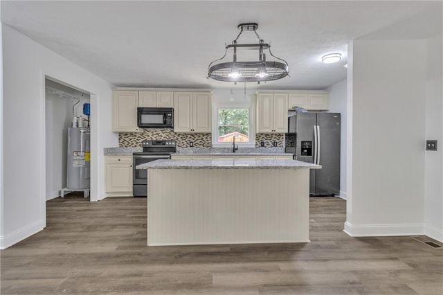 199 Mckaskey Creek SE Road, Cartersville, GA 30121