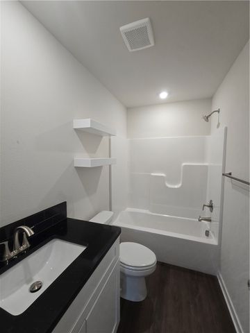 402 Cattleman Lane, Siloam Springs, AR 72761