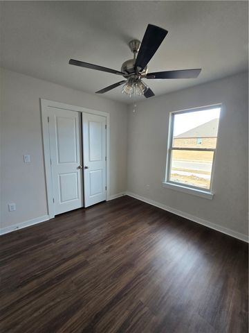 402 Cattleman Lane, Siloam Springs, AR 72761