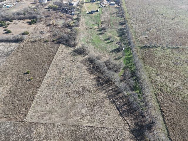 8421 County Road 1014, Joshua, TX 76058