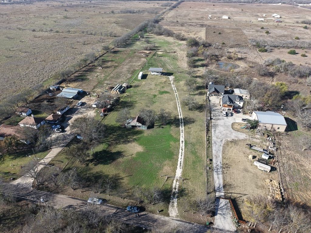 8421 County Road 1014, Joshua, TX 76058