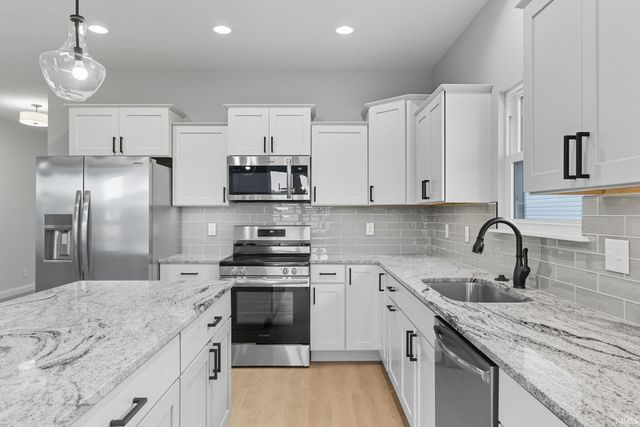 3300 Langford Way, West Lafayette, IN 47906