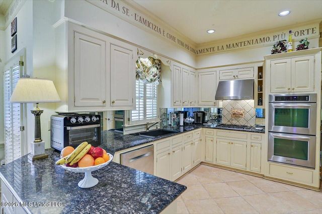 47 Avery Circle, Jackson, MS 39211