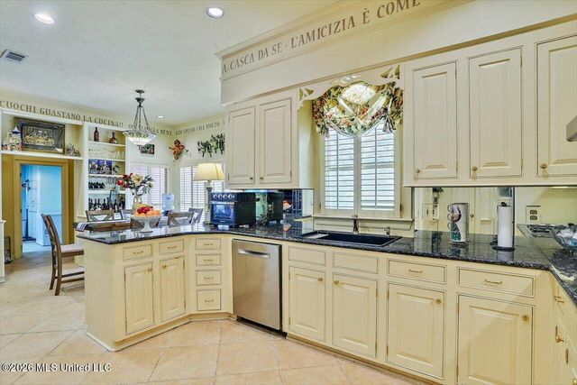 47 Avery Circle, Jackson, MS 39211