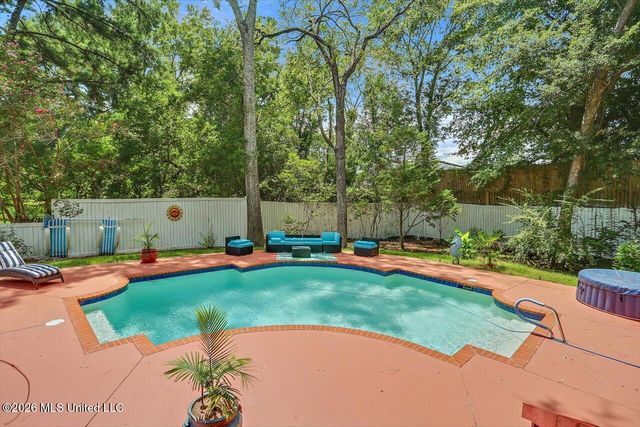 47 Avery Circle, Jackson, MS 39211