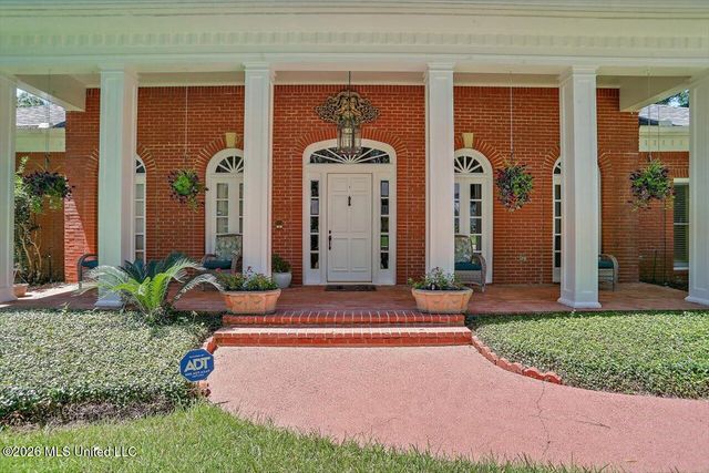 47 Avery Circle, Jackson, MS 39211