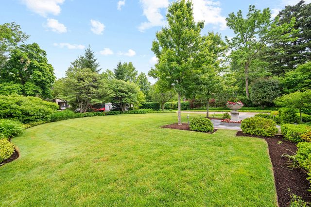 244 Lincoln Drive, Glencoe, IL 60022