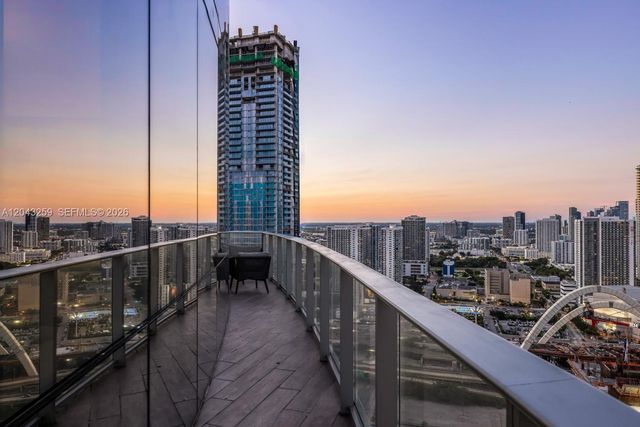 851 NE 1st Ave 3403, Miami, FL 33132