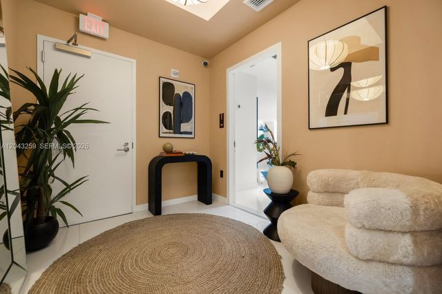 851 NE 1st Ave 3403, Miami, FL 33132