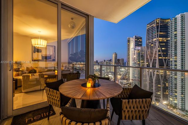 851 NE 1st Ave 3403, Miami, FL 33132