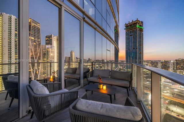 851 NE 1st Ave 3403, Miami, FL 33132