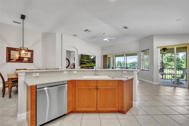 9276 Aviano DR 202, Fort Myers, FL 33913