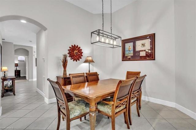 9276 Aviano DR 202, Fort Myers, FL 33913