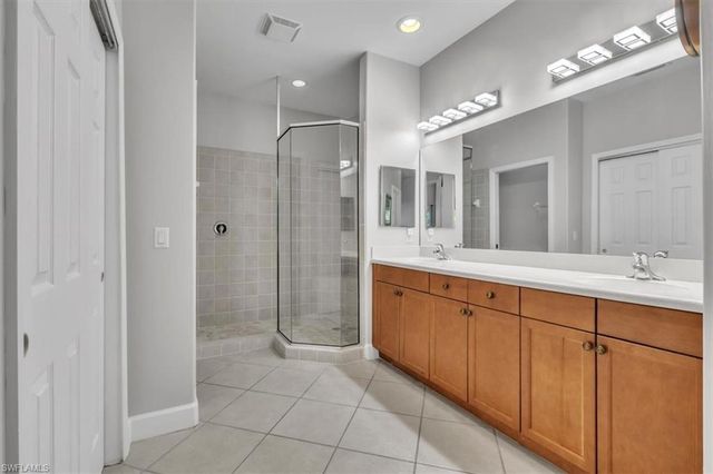 9276 Aviano DR 202, Fort Myers, FL 33913