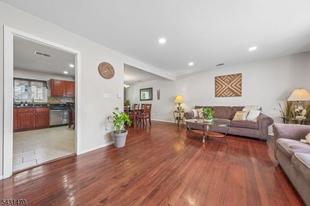 589 Winchester Ave, Union Twp., NJ 07083