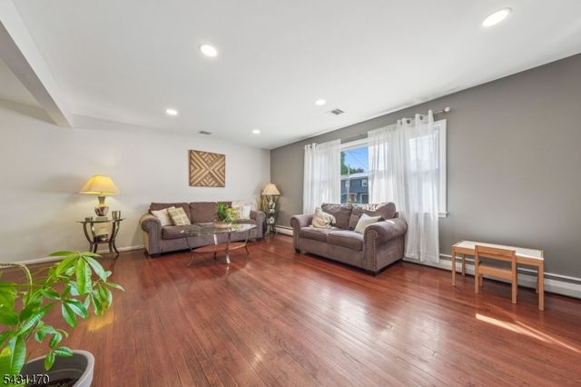 589 Winchester Ave, Union Twp., NJ 07083