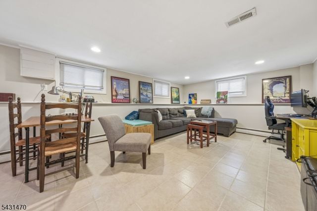 589 Winchester Ave, Union Twp., NJ 07083