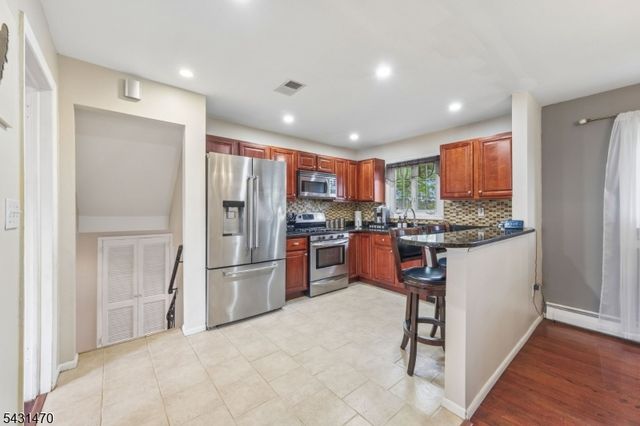 589 Winchester Ave, Union Twp., NJ 07083