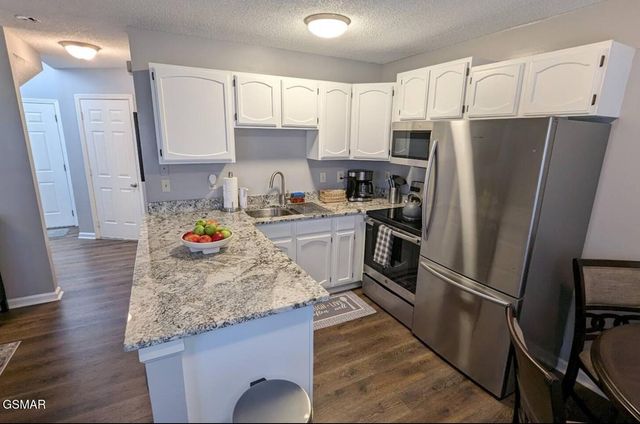 1303 Mountain Meadows Way, Sevierville, TN 37862