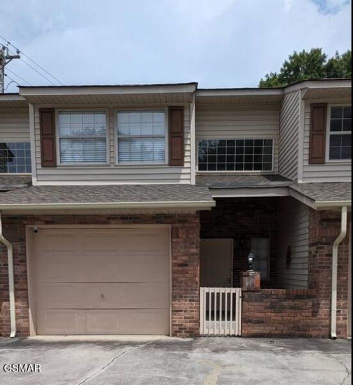 1303 Mountain Meadows Way, Sevierville, TN 37862