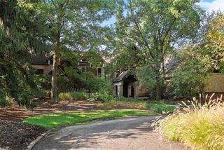 311 Hillcrest Dr, Lower Burrell, PA 15068