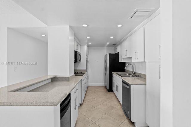 2451 Brickell Ave 14D, Miami, FL 33129