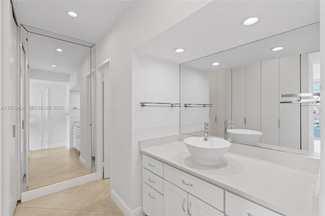 2451 Brickell Ave 14D, Miami, FL 33129