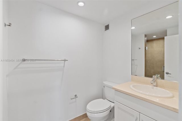 2451 Brickell Ave 14D, Miami, FL 33129