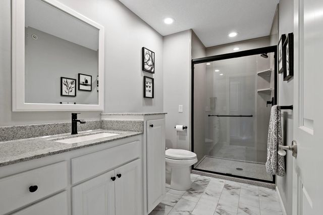 337 Willoughby Way W, Minnetonka, MN 55305