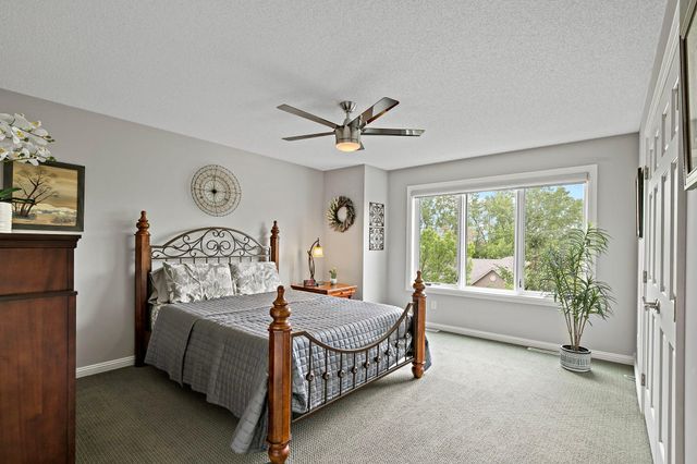 337 Willoughby Way W, Minnetonka, MN 55305