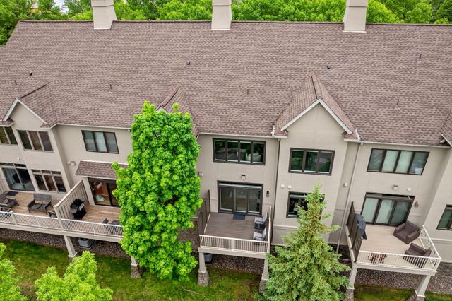 337 Willoughby Way W, Minnetonka, MN 55305