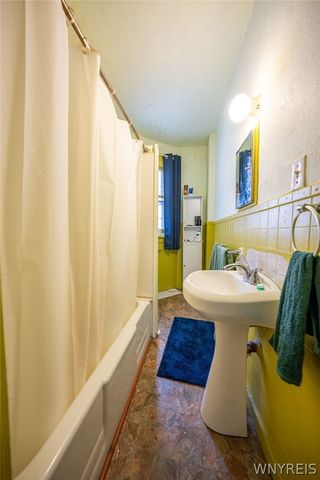 87 Plymouth Avenue, Buffalo, NY 14201