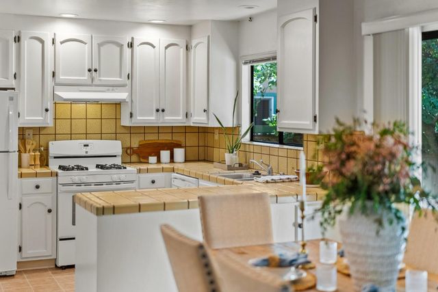 146 Aptos School Road, Aptos, CA 95003