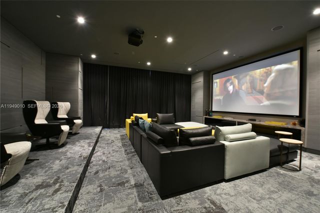 45 SW 9th St 3405, Miami, FL 33130