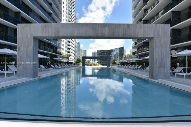 45 SW 9th St 3405, Miami, FL 33130