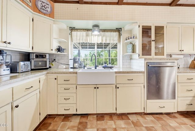 2252 Fowler Lane, Medford, OR 97502