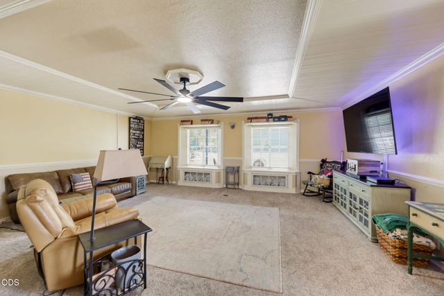2252 Fowler Lane, Medford, OR 97502