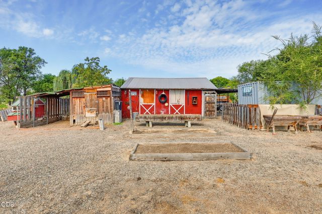 2252 Fowler Lane, Medford, OR 97502