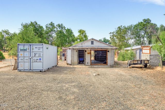2252 Fowler Lane, Medford, OR 97502
