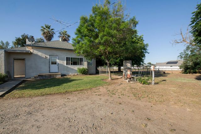 8294 E Hedges Avenue, Fresno, CA 93737