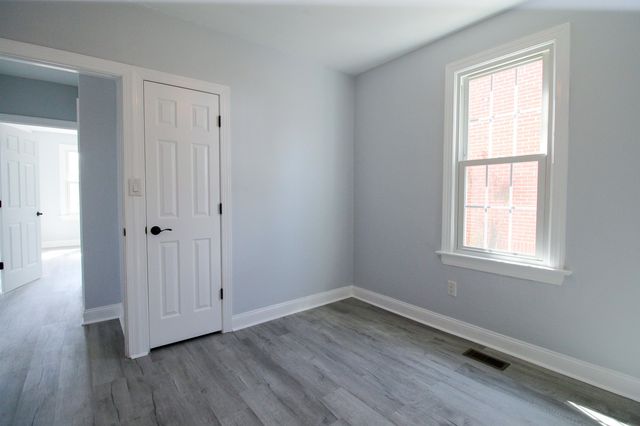 128 S WAVERLEY ST, Staunton, VA 24401