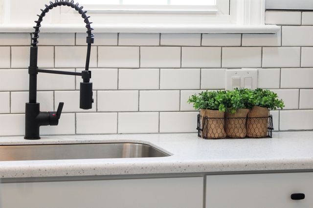 128 S WAVERLEY ST, Staunton, VA 24401