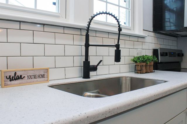 128 S WAVERLEY ST, Staunton, VA 24401