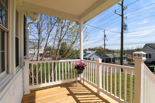 128 S WAVERLEY ST, Staunton, VA 24401