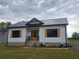 225 Remington Lane, Smithville, TN 37166