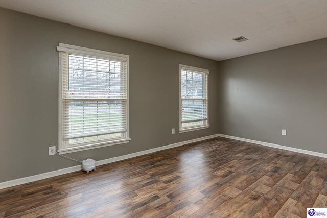 301 Redmar Boulevard, Radcliff, KY 40160