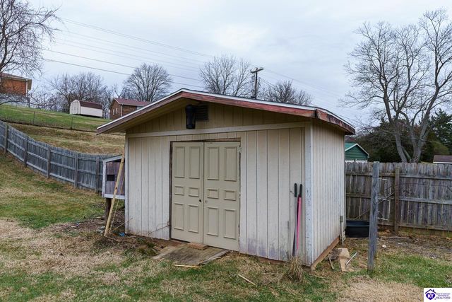 301 Redmar Boulevard, Radcliff, KY 40160